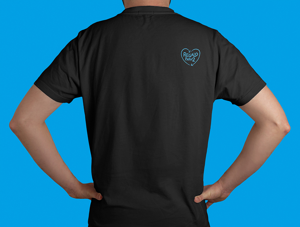 Polo negro UNICEF logo grande